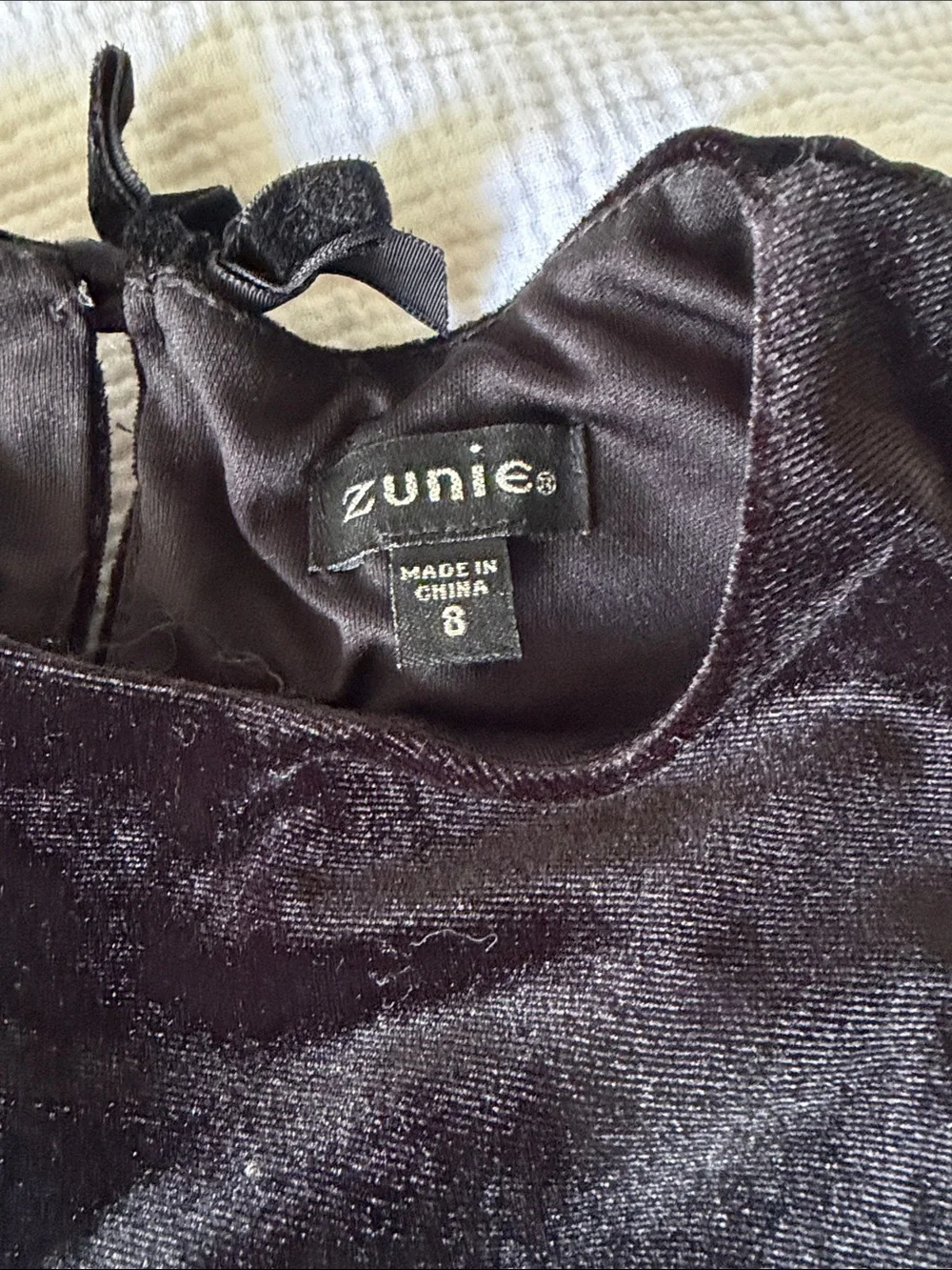 Zunie chic sleeveless